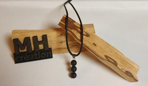 Collier 3 pierres pierre Volcanique Noir